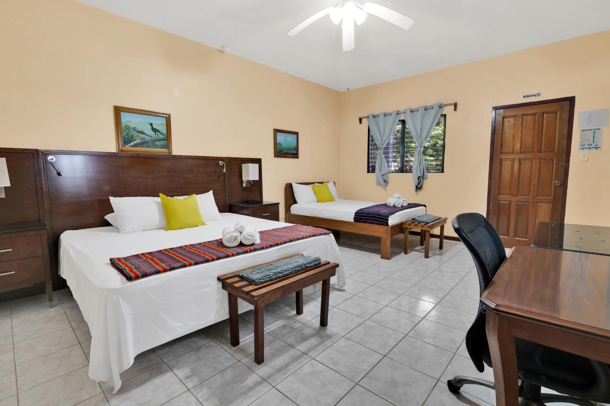 Drift Inn Cayo Santa Elena Экстерьер фото